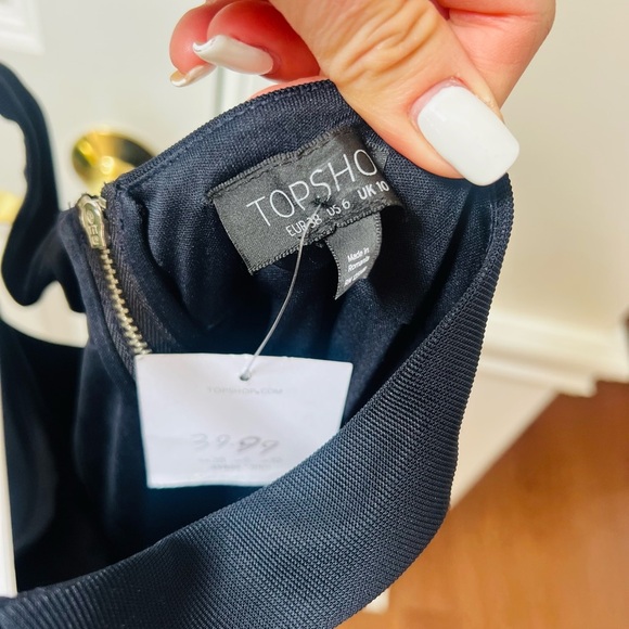 Nwt stunning Topshop size 6 Elegant Black Sleeveless Dress with cutouts - Picture 7 of 7